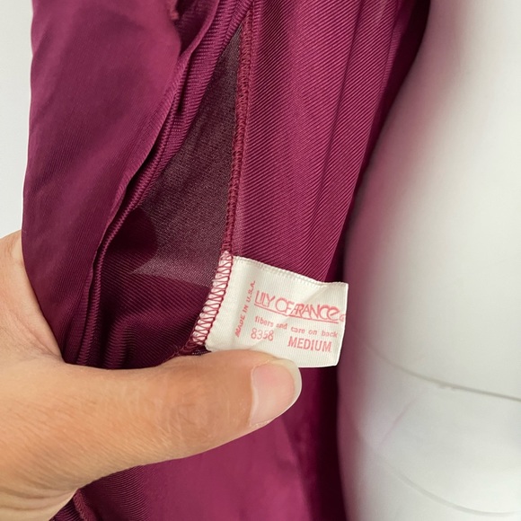 Vintage Lilly of France robe - Picture 3 of 6